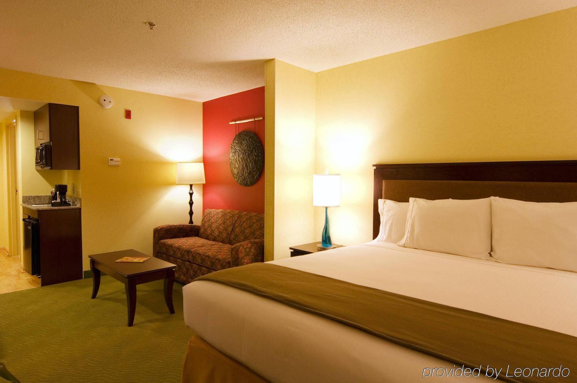 Holiday Inn Express Hotel & Suites Greenville-I-85 & Woodruff Road By Ihg Exteriör bild