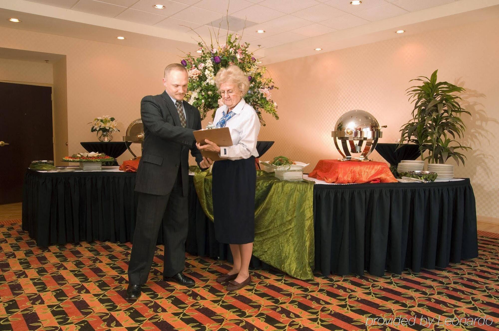 Holiday Inn Express Hotel & Suites Greenville-I-85 & Woodruff Road By Ihg Exteriör bild